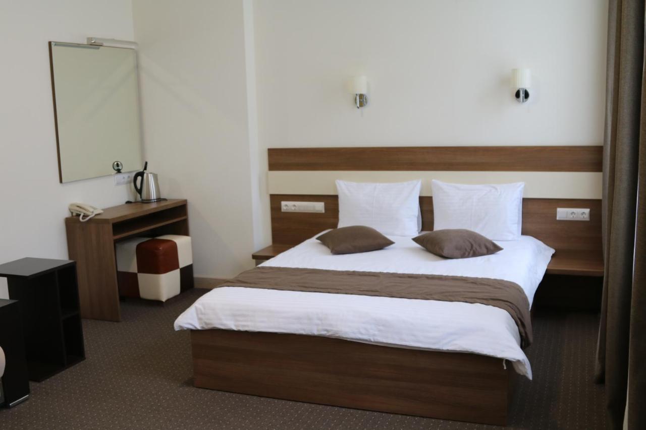 Smart Boutique Hotel Wizebsk Exterior foto